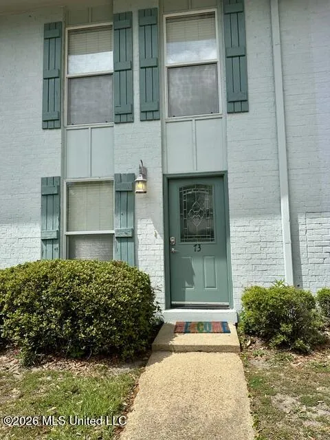 3230 Cumberland Road Ocean Springs, MS 39564
