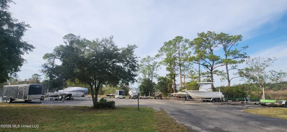 3230 Cumberland Road Ocean Springs, MS 39564
