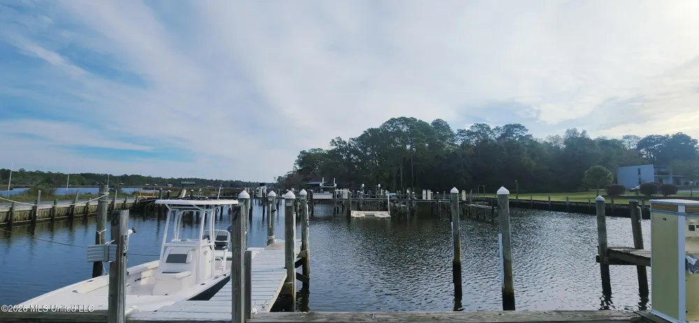 3230 Cumberland Road Ocean Springs, MS 39564