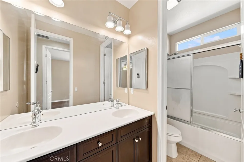 41648 Retsina Street Palmdale, CA 93551