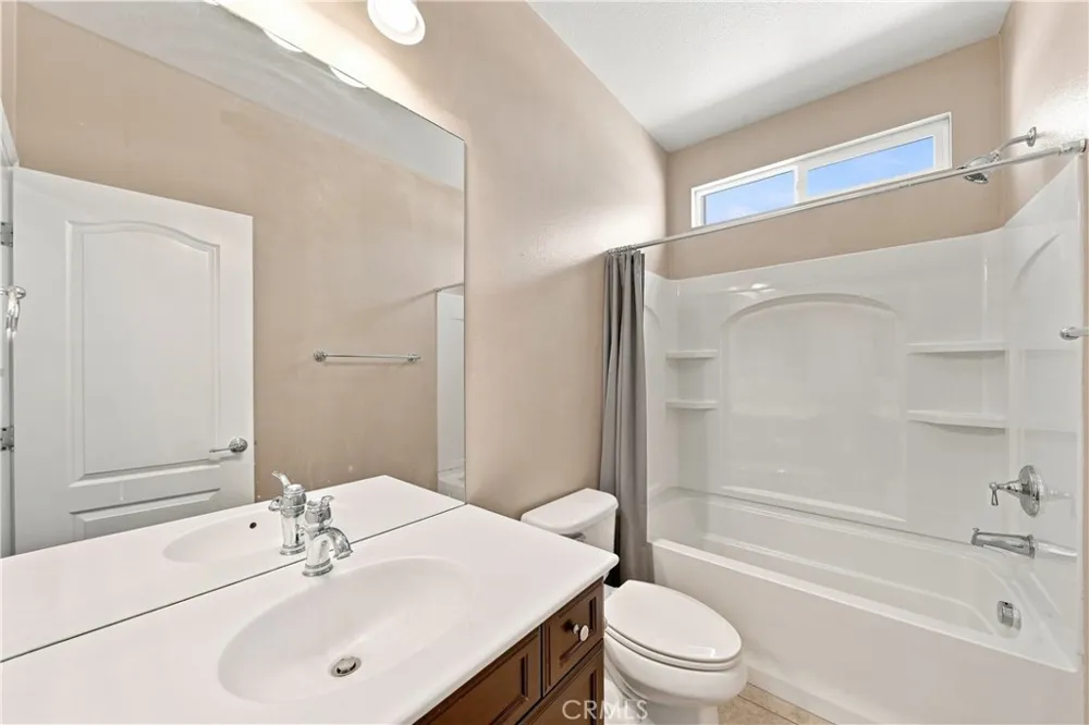 41648 Retsina Street Palmdale, CA 93551