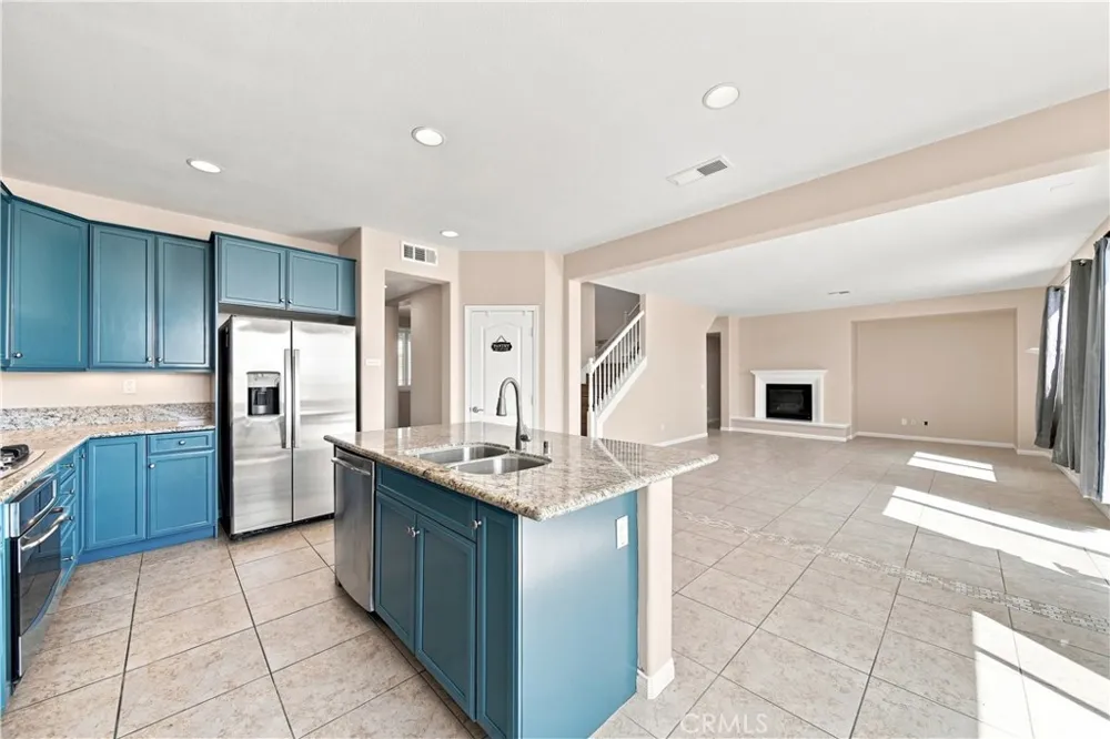 41648 Retsina Street Palmdale, CA 93551