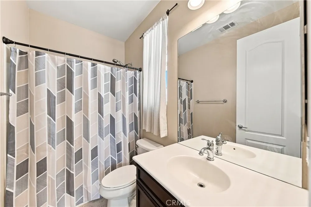 41648 Retsina Street Palmdale, CA 93551