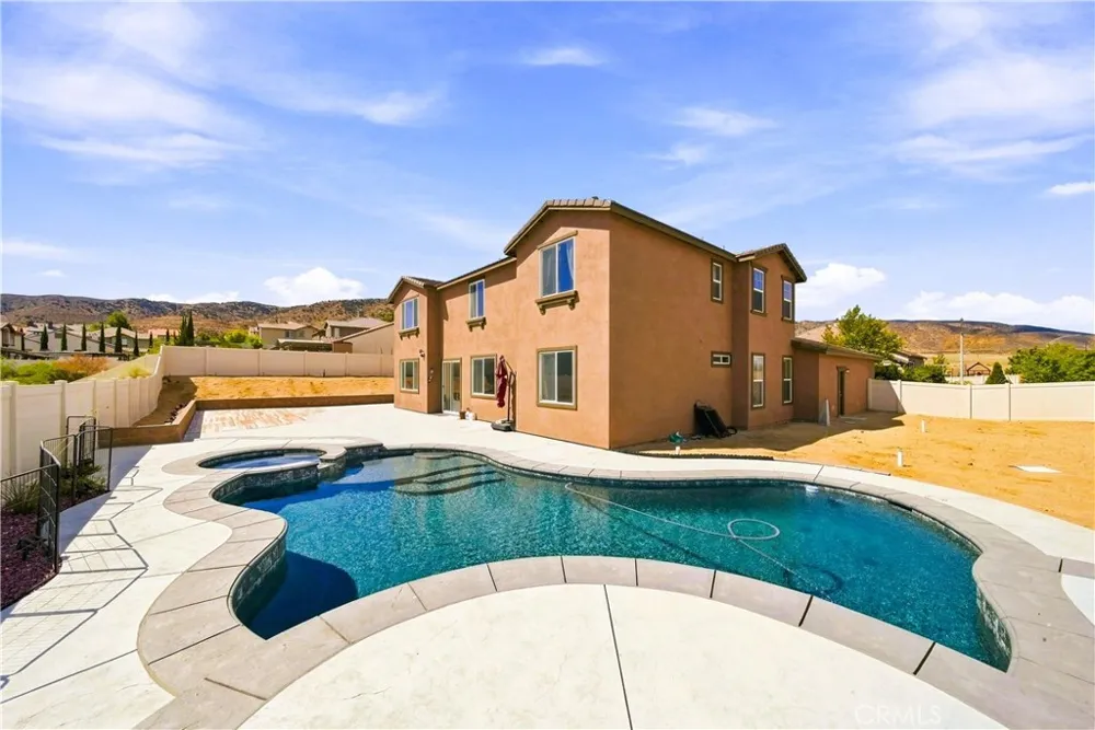 41648 Retsina Street Palmdale, CA 93551