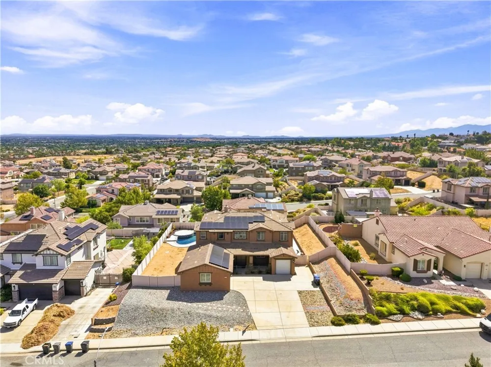 41648 Retsina Street Palmdale, CA 93551