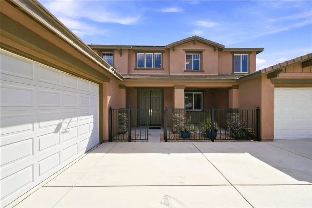 41648 Retsina Street Palmdale, CA 93551