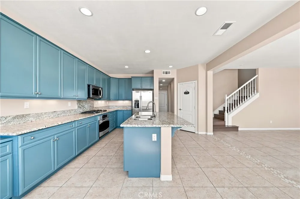 41648 Retsina Street Palmdale, CA 93551