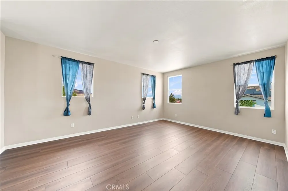 41648 Retsina Street Palmdale, CA 93551