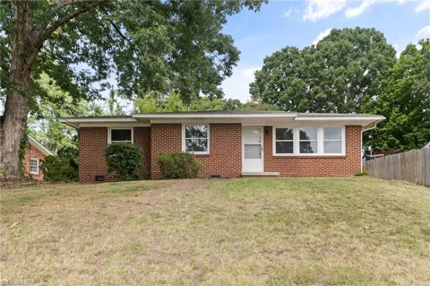1814 W Meadowview Road