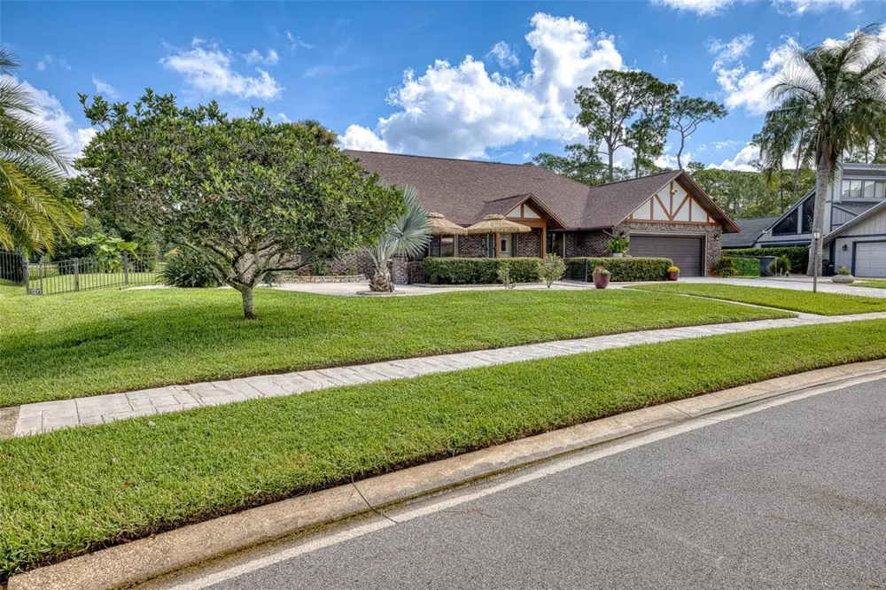 156 POINT O WOODS DRIVE Daytona Beach, FL 32114
