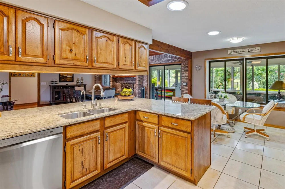 156 POINT O WOODS DRIVE Daytona Beach, FL 32114