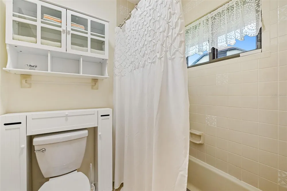 156 POINT O WOODS DRIVE Daytona Beach, FL 32114