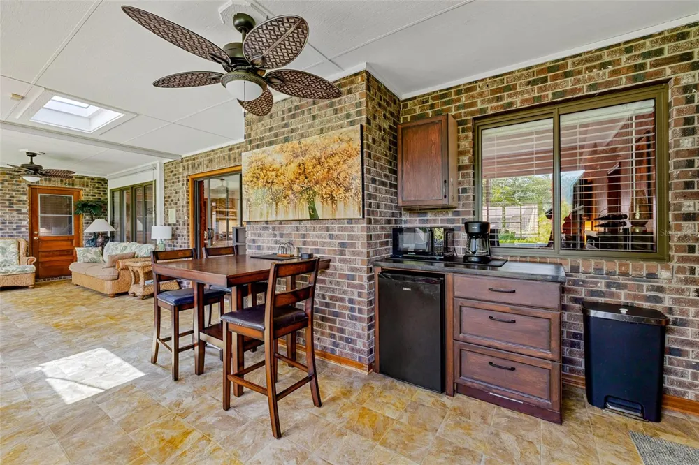 156 POINT O WOODS DRIVE Daytona Beach, FL 32114