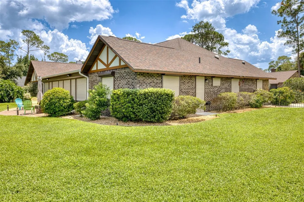 156 POINT O WOODS DRIVE Daytona Beach, FL 32114