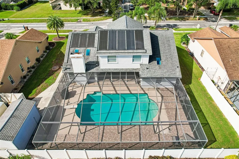 1424 DUMONT DRIVE Valrico, FL 33596