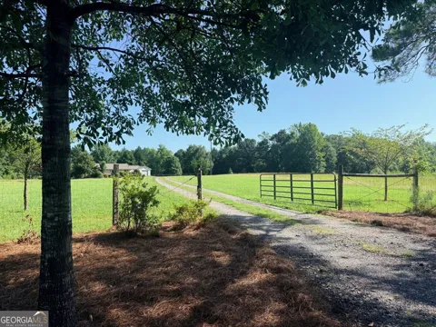 6090 Strickland Town RD