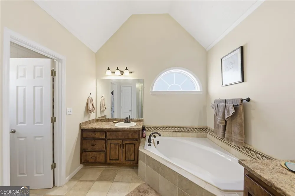 84 PEBBLE CREEK DR Newnan, GA 30265