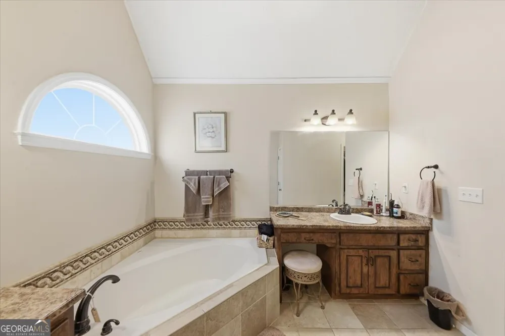84 PEBBLE CREEK DR Newnan, GA 30265