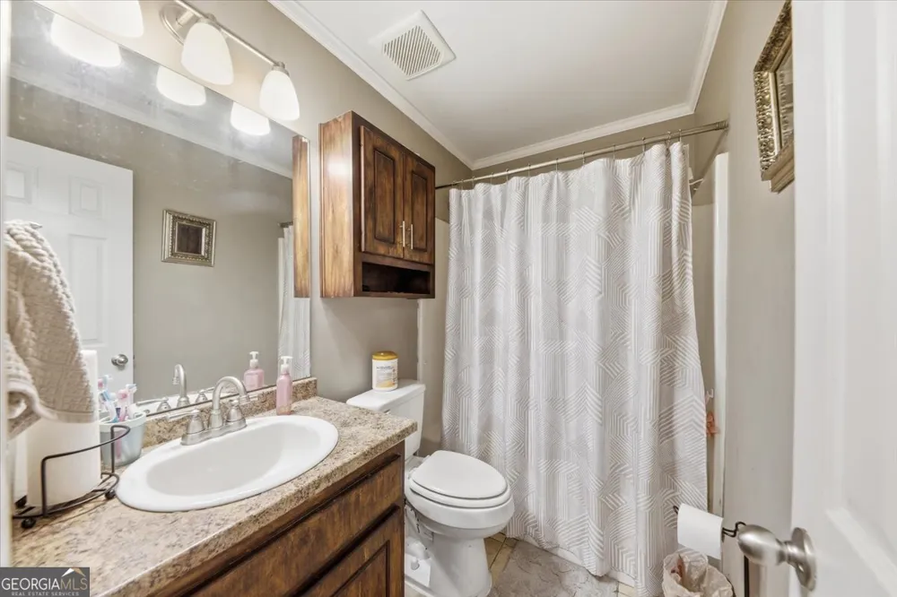 84 PEBBLE CREEK DR Newnan, GA 30265