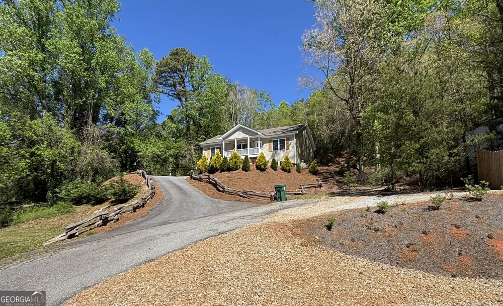 85 Dixieland LN Clayton, GA 30525