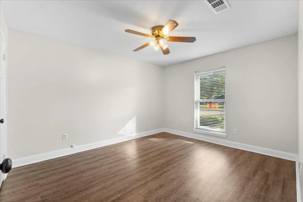 15703 Blackhawk Boulevard Friendswood, TX 77546
