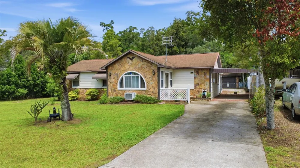 324 RIVIERA DRIVE Debary, FL 32713