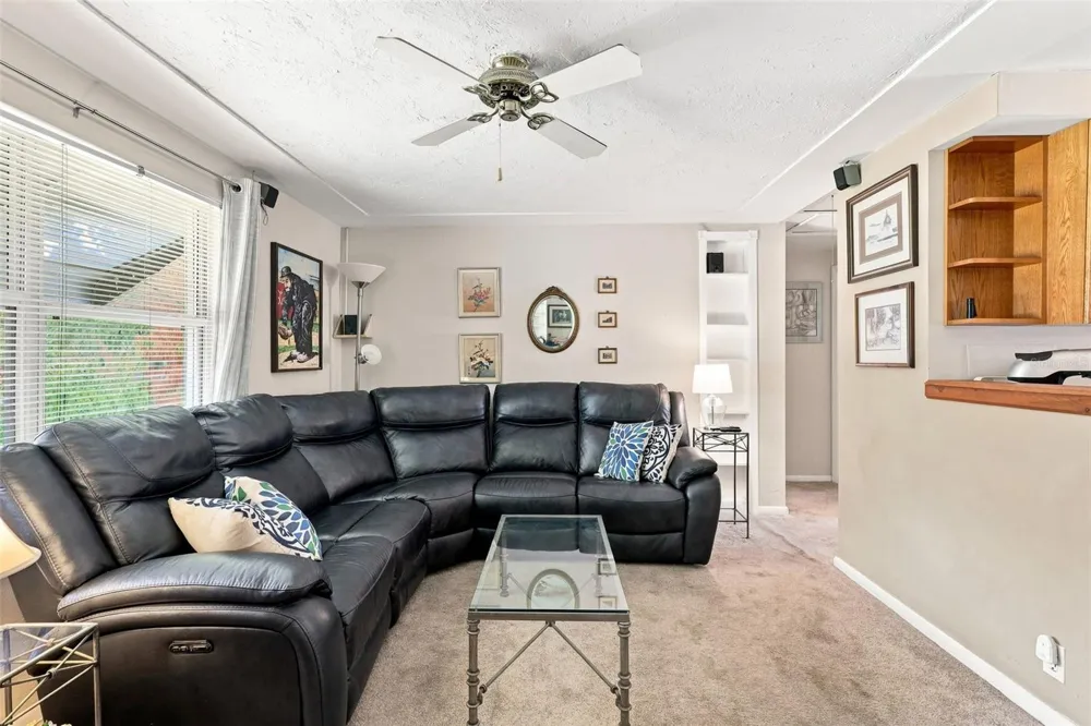 324 RIVIERA DRIVE Debary, FL 32713
