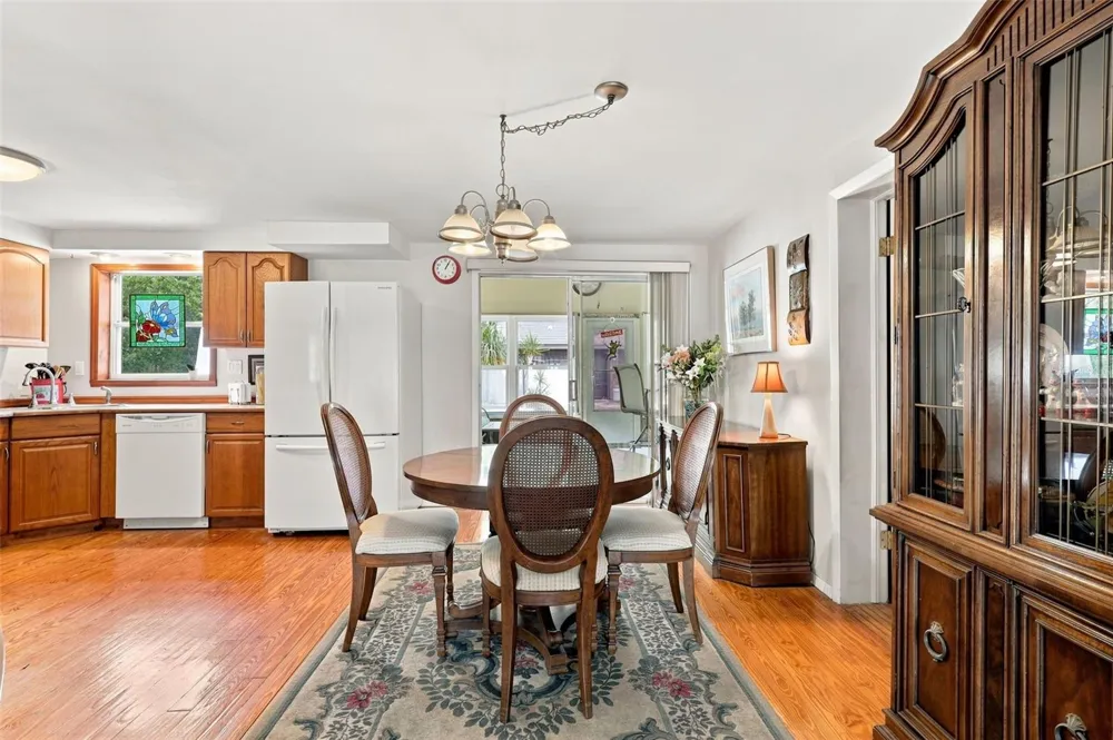 324 RIVIERA DRIVE Debary, FL 32713