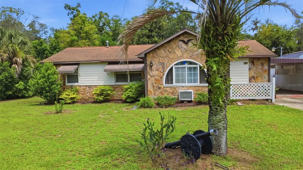 324 RIVIERA DRIVE Debary, FL 32713