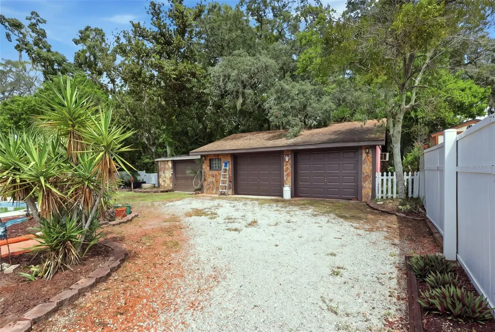 324 RIVIERA DRIVE Debary, FL 32713