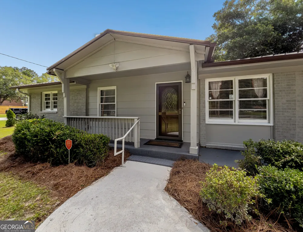 2555 Cleveland RD Bogart, GA 30622