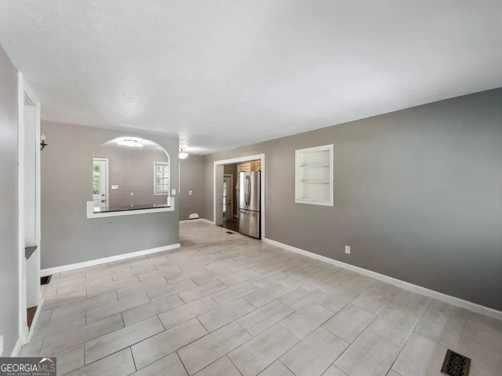 2555 Cleveland RD Bogart, GA 30622