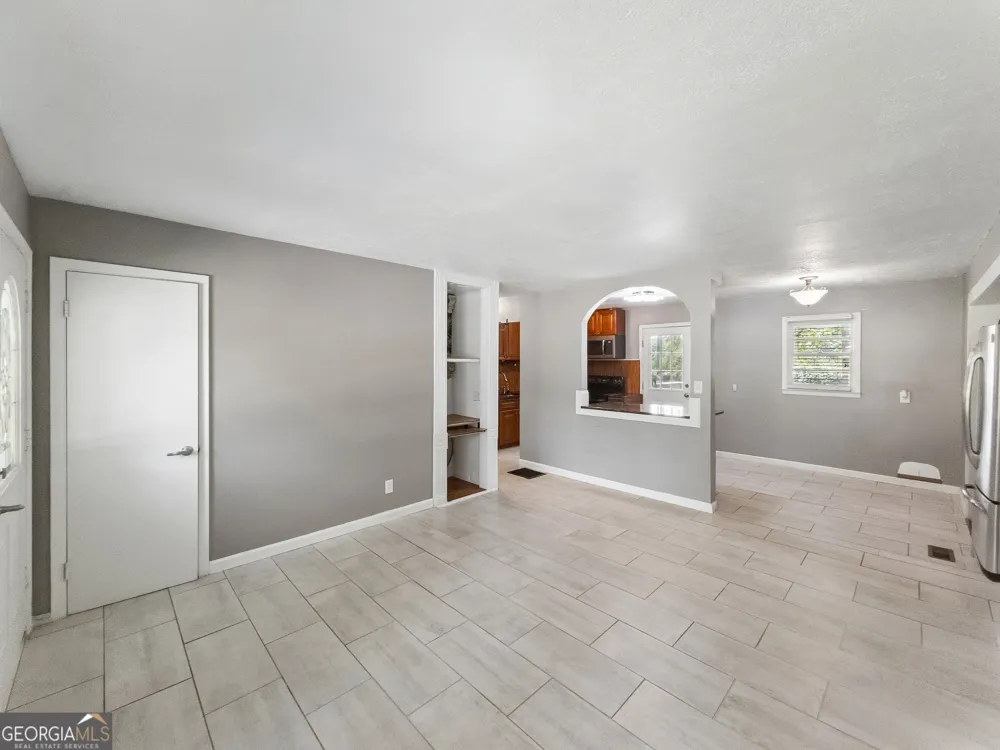 2555 Cleveland RD Bogart, GA 30622