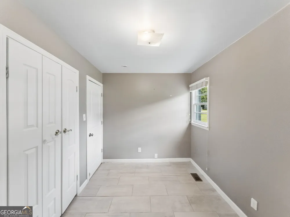 2555 Cleveland RD Bogart, GA 30622