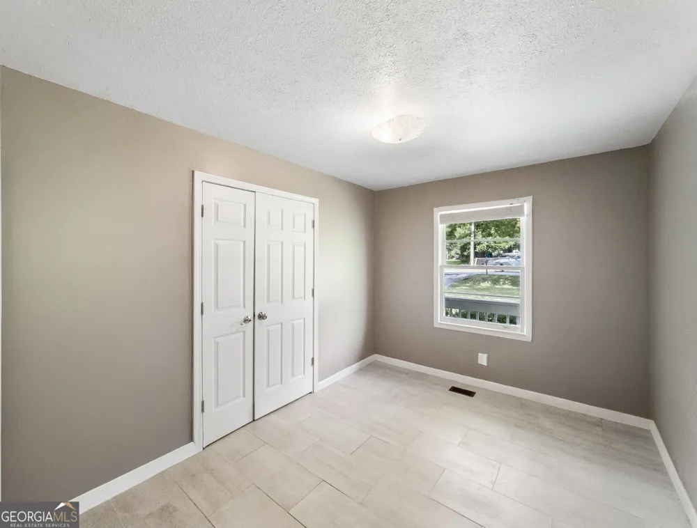 2555 Cleveland RD Bogart, GA 30622