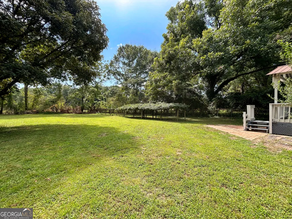 2555 Cleveland RD Bogart, GA 30622