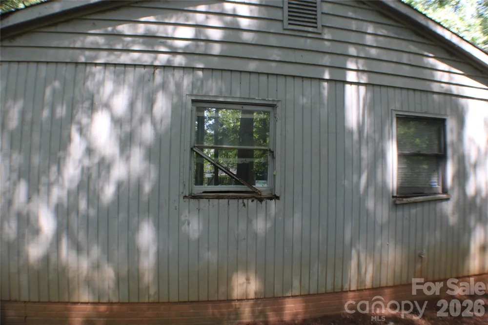 6782 Glover Lane Stanley, NC 28164