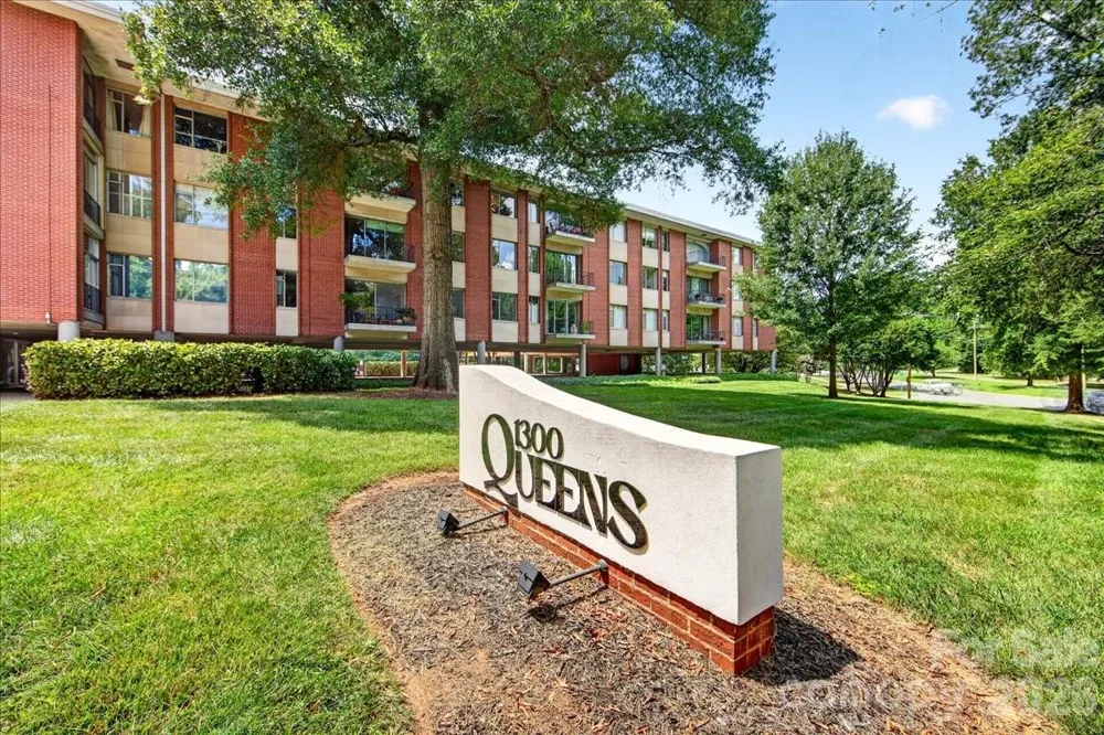 1300 Queens Road #209 Charlotte, NC 28207