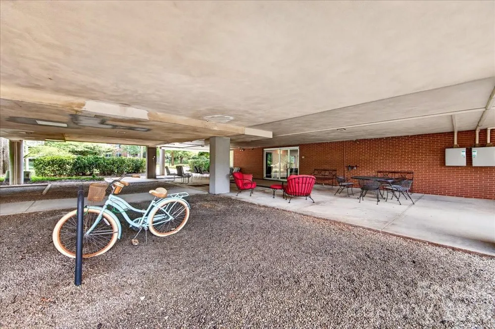 1300 Queens Road #209 Charlotte, NC 28207