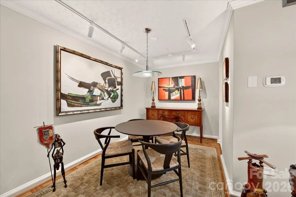 1300 Queens Road #209 Charlotte, NC 28207