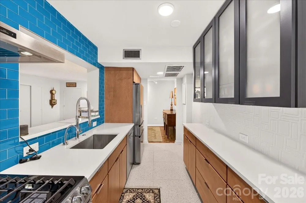 1300 Queens Road #209 Charlotte, NC 28207