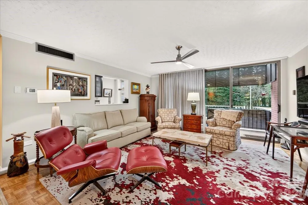 1300 Queens Road #209 Charlotte, NC 28207