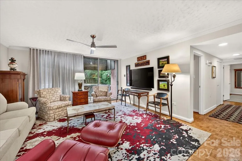 1300 Queens Road #209 Charlotte, NC 28207