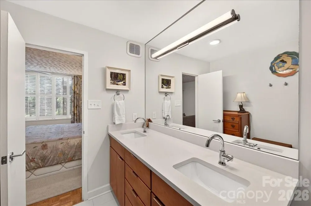 1300 Queens Road #209 Charlotte, NC 28207
