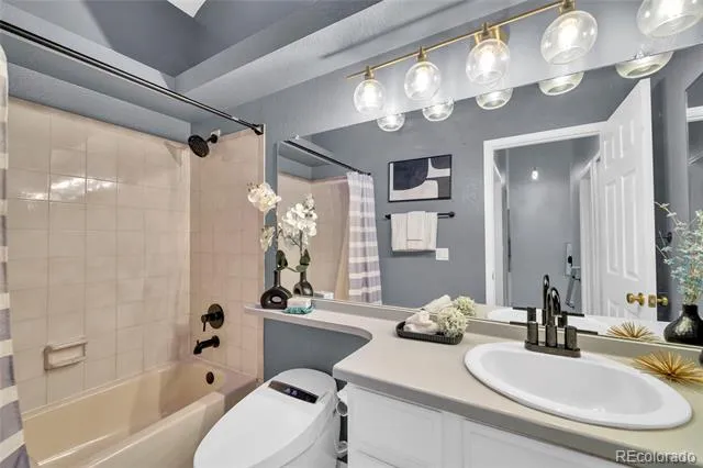 18578 E Whitaker Circle #D Aurora, CO 80015