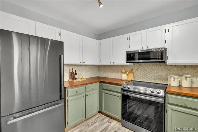 18578 E Whitaker Circle #D Aurora, CO 80015
