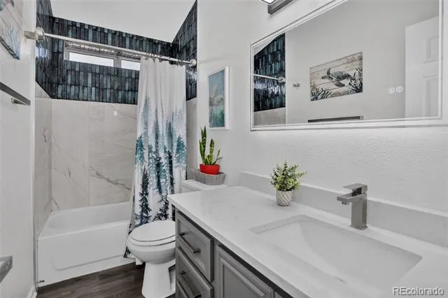6528 Bow Meadows Drive Elizabeth, CO 80107