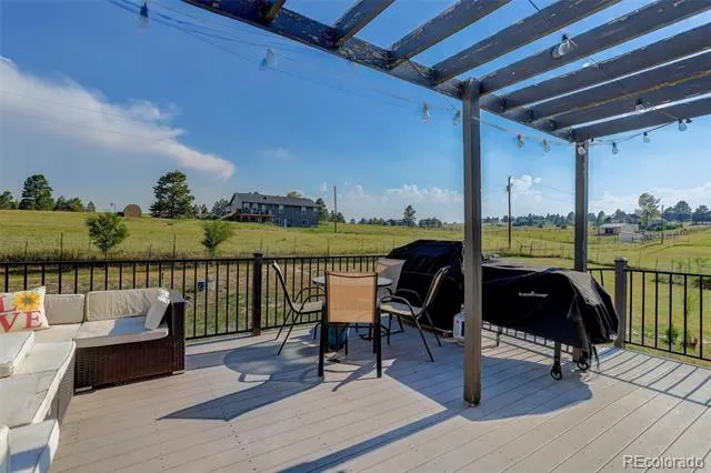 6528 Bow Meadows Drive Elizabeth, CO 80107