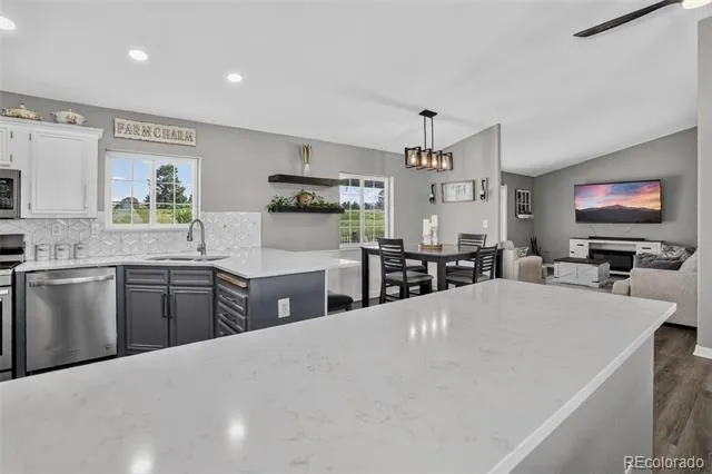 6528 Bow Meadows Drive Elizabeth, CO 80107
