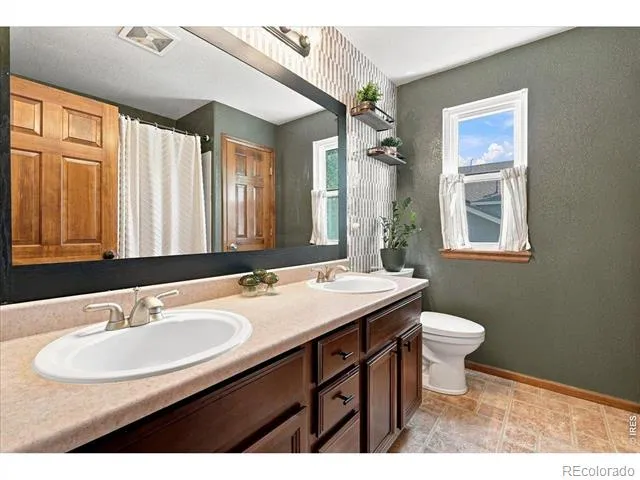 418 Expedition Lane Johnstown, CO 80534